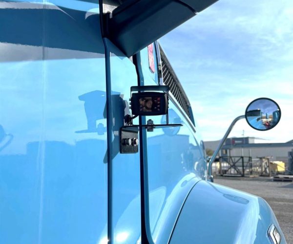 side and rear truck cameras for logistics fleets